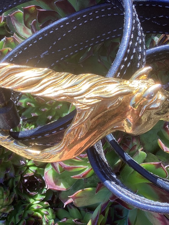 Vintage Artisan Gold Tone Slip Through Expressive Horse Head Belt Buckle Belt main image 10